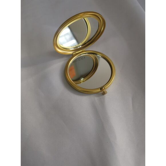 Gucci Mirror Beauty Floral Design Compact New Gift Bag - Picture 3 of 7